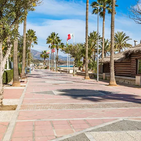 Front Line Playa Rocio Puerto Banus *