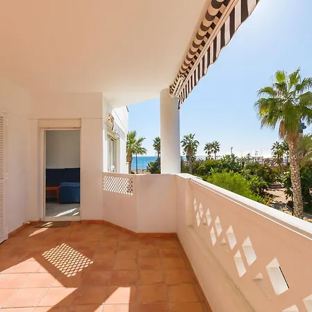 Apartment Front Line Playa Rocio Puerto Banus Marbella