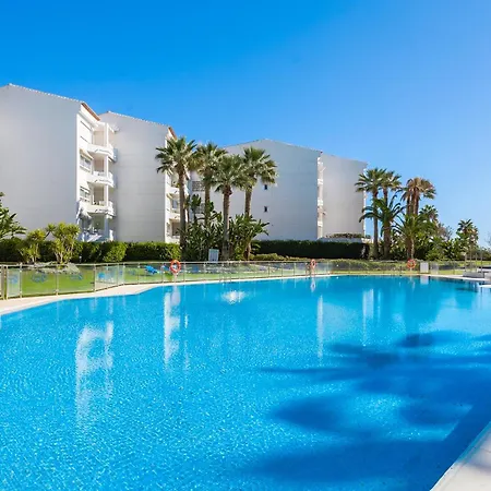 Front Line Playa Rocio Puerto Banus Apartment *